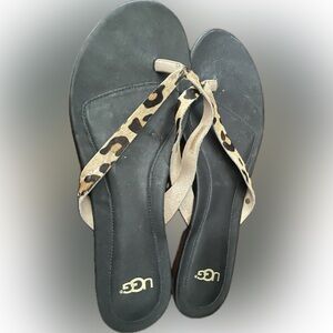 Ugg Animal leopard print calf hair flip flops 9.5